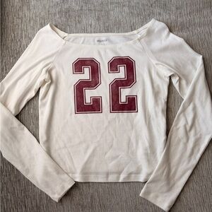 Hollister Women's White Long Sleeve Top with Maroon Print